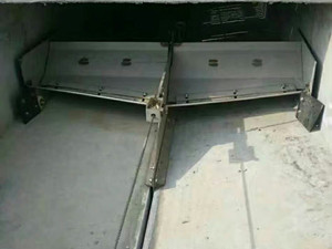 安裝自動(dòng)刮糞機(jī)廠家