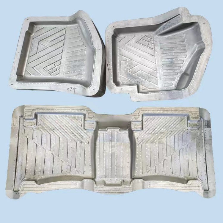 廠(chǎng)家供應(yīng)汽車(chē)腳墊模具